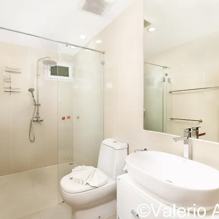 Kb Apartments Karon Beach By Phr 外观 照片